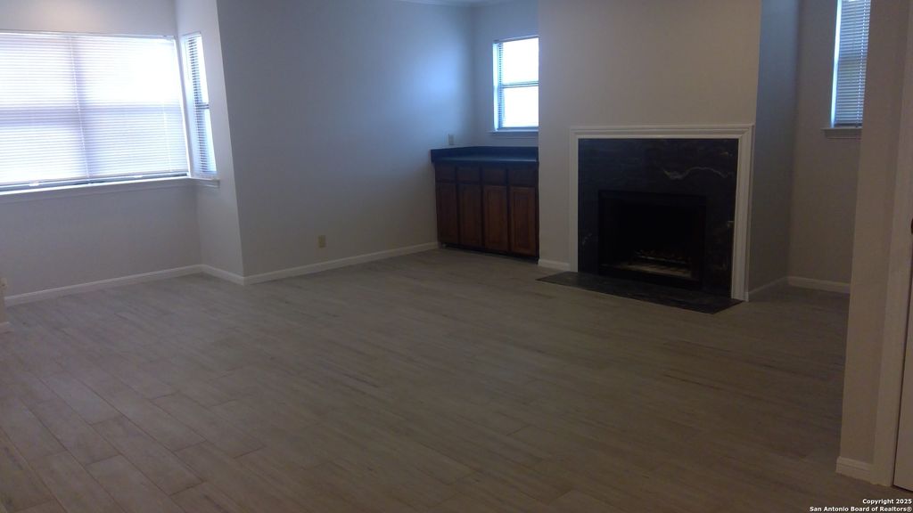 7738 Chambers Rd Apt 608, San Antonio, TX 78229