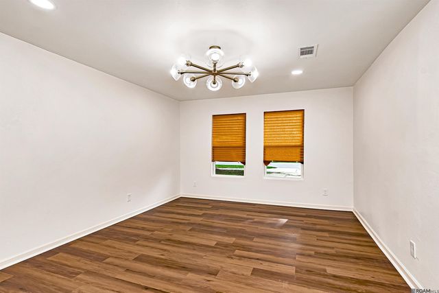 6959 Silverleaf Ave, Baton Rouge, LA 70812