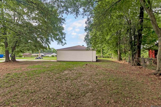 6959 Silverleaf Ave, Baton Rouge, LA 70812