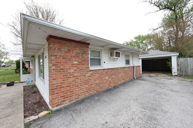 366 Blackhawk Drive, Park Forest, IL 60466