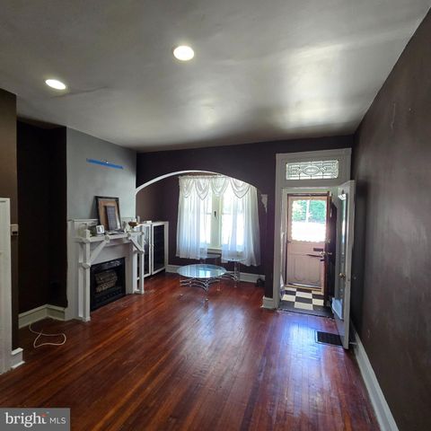 6132 CHEW AVE, Philadelphia, PA 19138