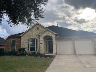 4510 Blakes Ridge, Fresno, TX 77545