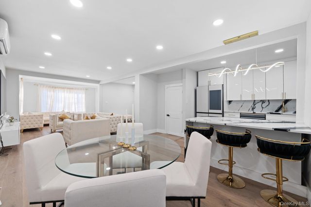 11445 207th Street, Cambria Heights, NY 11411