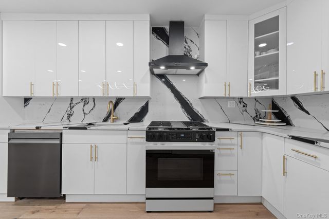 11445 207th Street, Cambria Heights, NY 11411