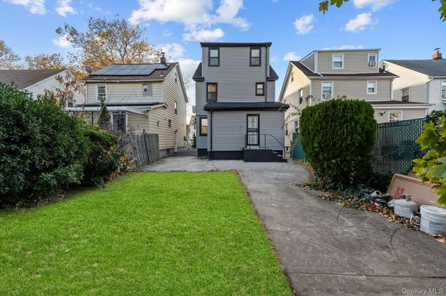 11445 207th Street, Cambria Heights, NY 11411