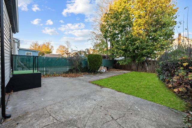 11445 207th Street, Cambria Heights, NY 11411