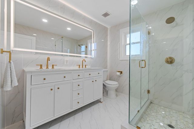 11445 207th Street, Cambria Heights, NY 11411