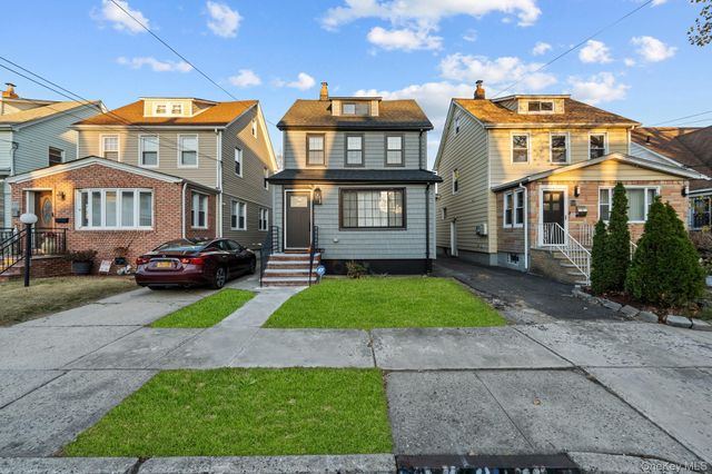 11445 207th Street, Cambria Heights, NY 11411