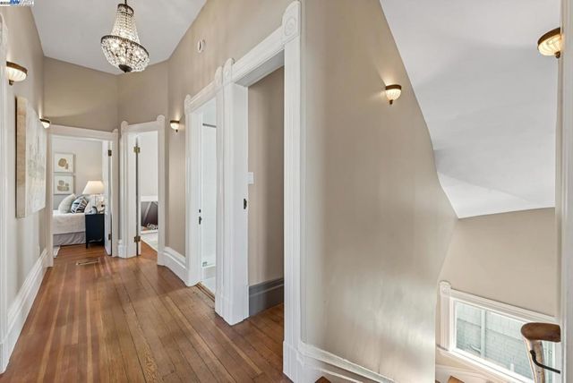 2061 Buena Vista Ave, Alameda, CA 94501