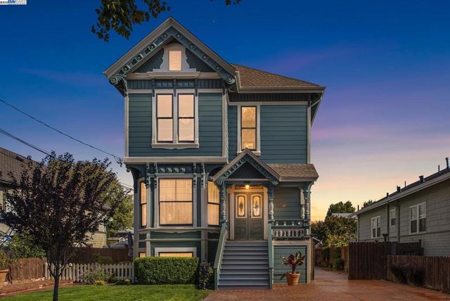 2061 Buena Vista Ave, Alameda, CA 94501