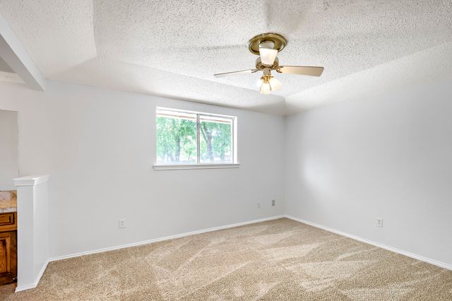 508 Stony Creek Drive, Desoto, TX 75115