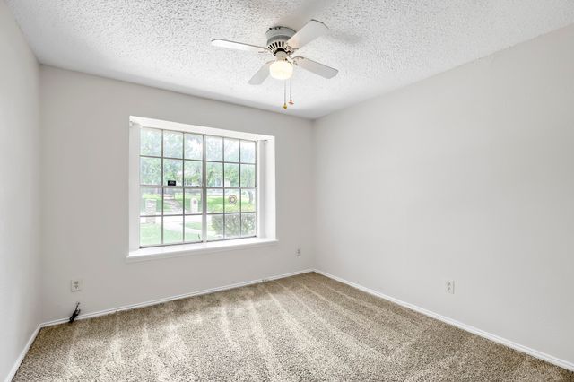 508 Stony Creek Drive, Desoto, TX 75115