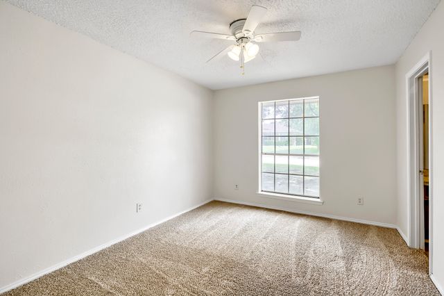 508 Stony Creek Drive, Desoto, TX 75115