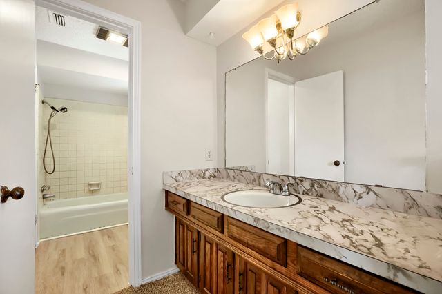 508 Stony Creek Drive, Desoto, TX 75115