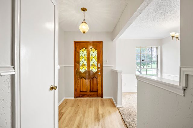 508 Stony Creek Drive, Desoto, TX 75115