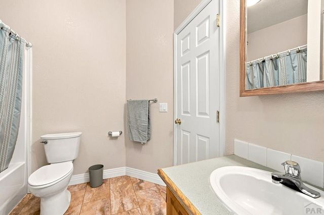 826 Avocado St, Pueblo, CO 81005