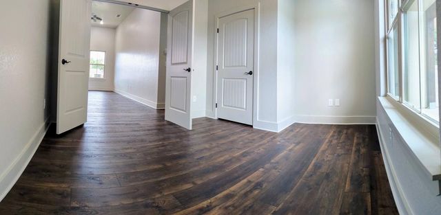 2015 N Chalet Circle, Kerrville, TX 78028