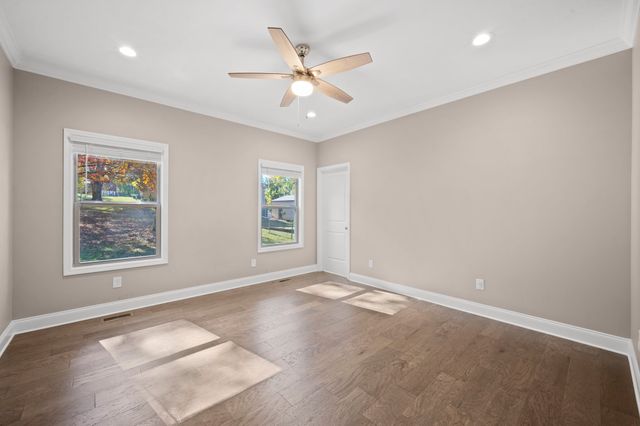 1282 Jostin Dr, Clarksville, TN 37040