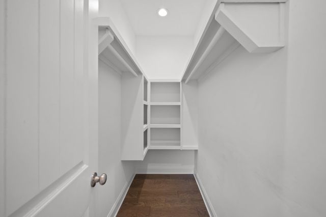 1282 Jostin Dr, Clarksville, TN 37040