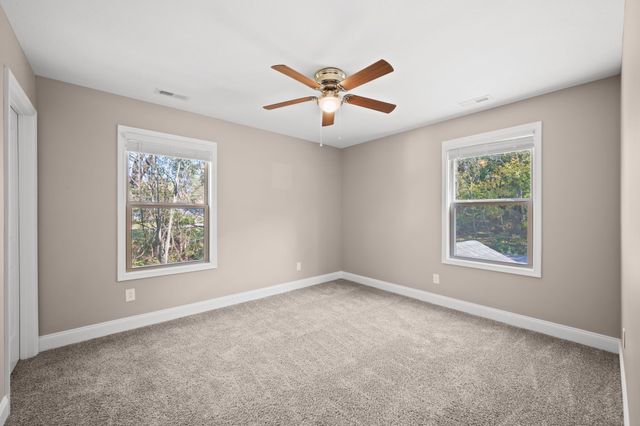 1282 Jostin Dr, Clarksville, TN 37040