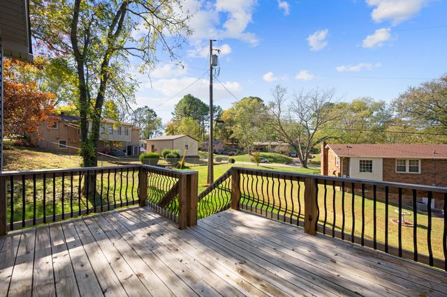 1282 Jostin Dr, Clarksville, TN 37040