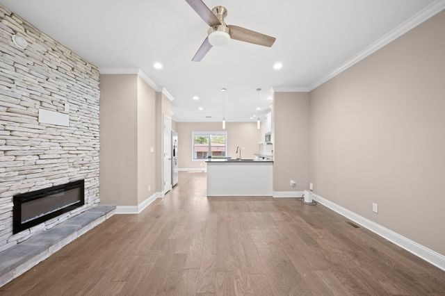 1282 Jostin Dr, Clarksville, TN 37040