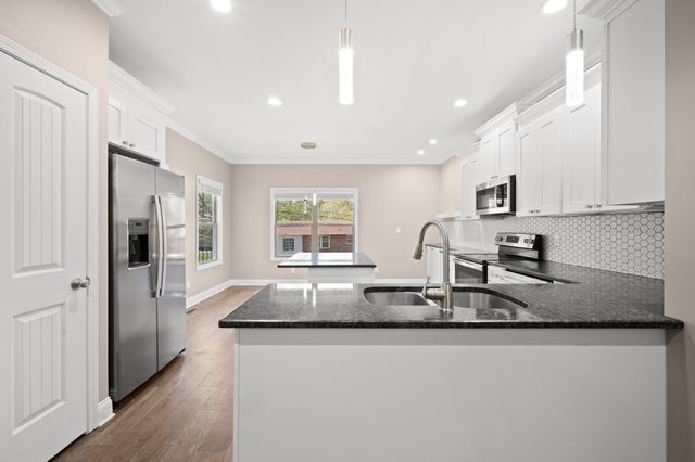 1282 Jostin Dr, Clarksville, TN 37040