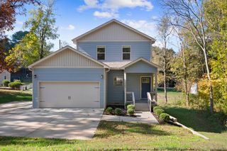 1282 Jostin Dr, Clarksville, TN 37040