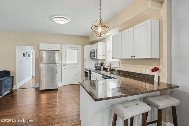 476 E Brandeis Ave, Louisville, KY 40217