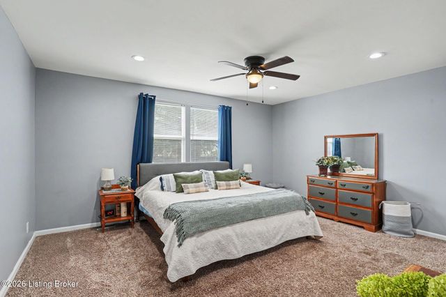 476 E Brandeis Ave, Louisville, KY 40217