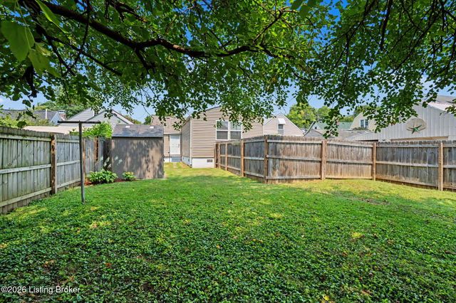 476 E Brandeis Ave, Louisville, KY 40217