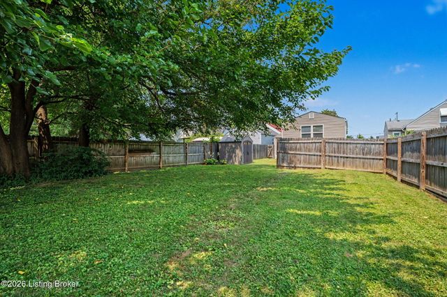 476 E Brandeis Ave, Louisville, KY 40217