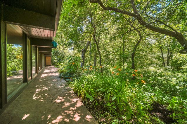 12N085 Wildmere Drive, Elgin, IL 60123