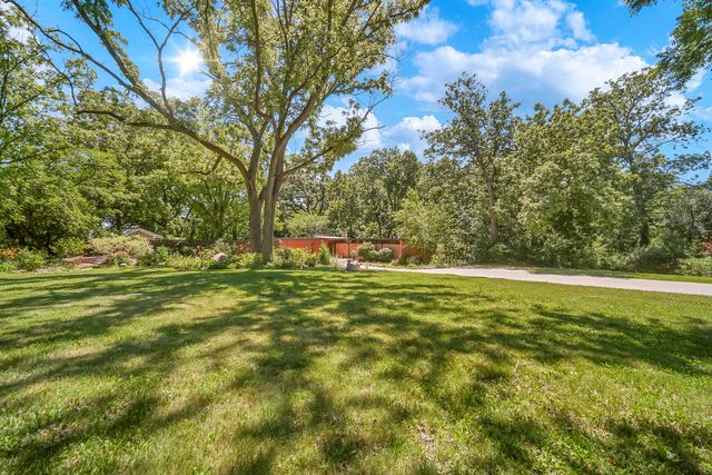 12N085 Wildmere Drive, Elgin, IL 60123