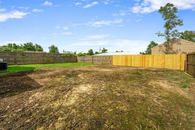 2213 Comanche Street, Sulphur, LA 70663