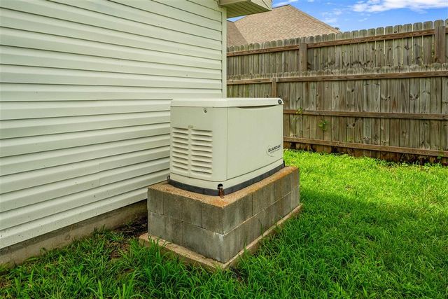 2213 Comanche Street, Sulphur, LA 70663