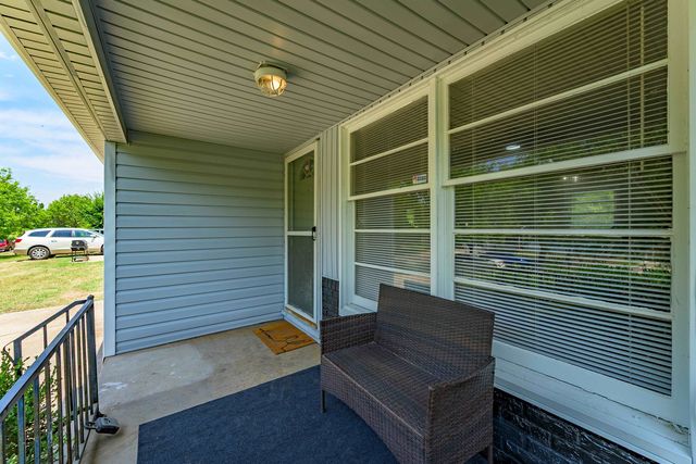 2726 N Spruce St, Wichita, KS 67219