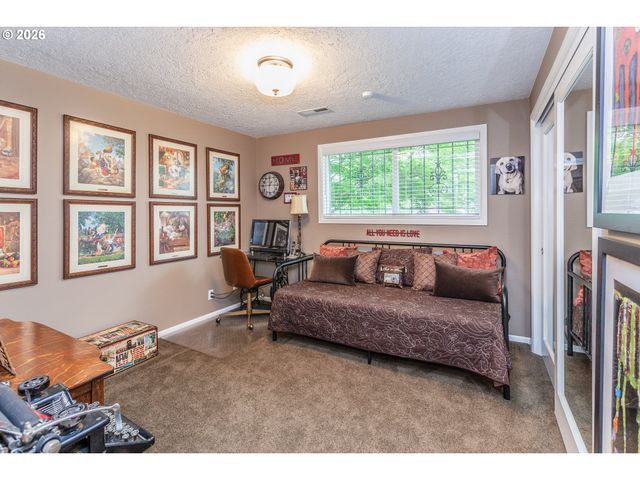 15065 Se BRIGHTWOOD Ave, Milwaukie, OR 97267