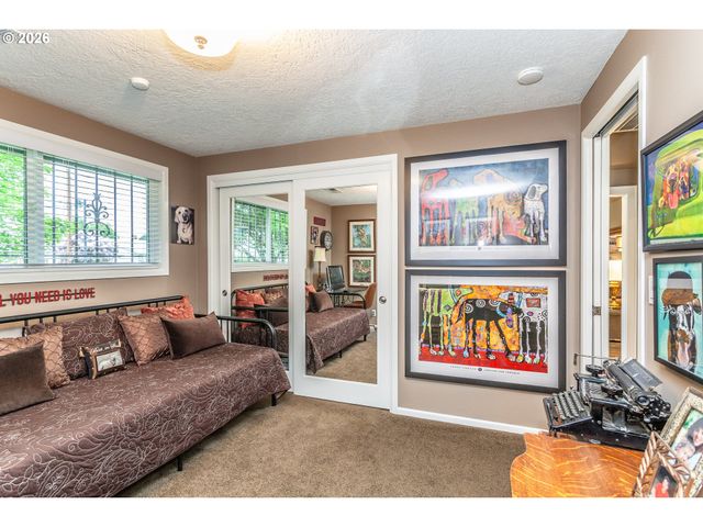 15065 Se BRIGHTWOOD Ave, Milwaukie, OR 97267