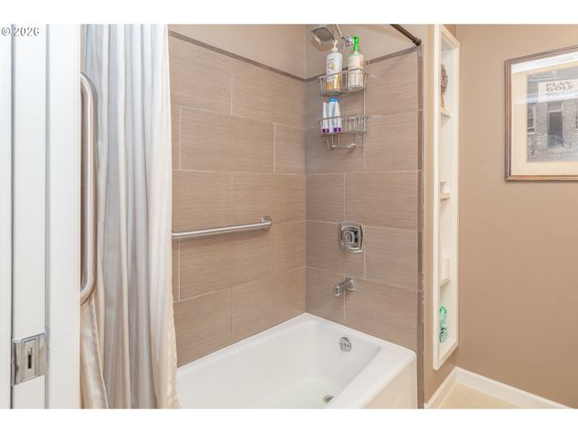 15065 Se BRIGHTWOOD Ave, Milwaukie, OR 97267