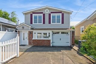 221 Madison St, Linden City, NJ 07036