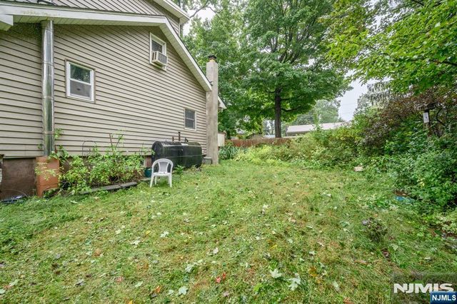 17 Brady Street, West Milford, NJ 07480