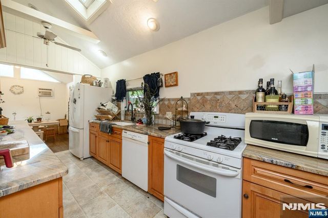 17 Brady Street, West Milford, NJ 07480