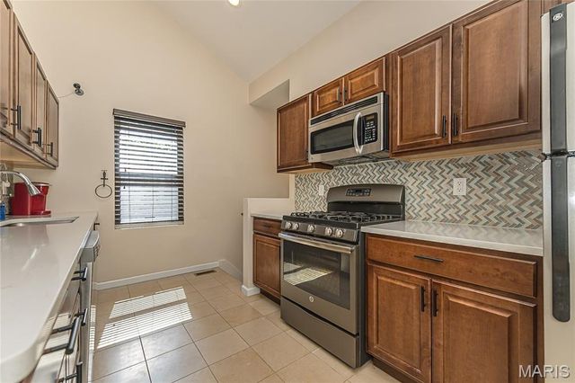 8928 Tudor Avenue, Overland, MO 63114