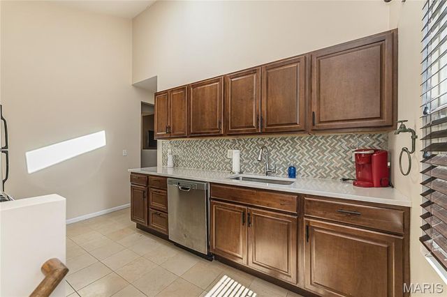 8928 Tudor Avenue, Overland, MO 63114