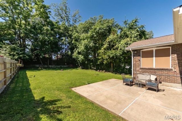 8928 Tudor Avenue, Overland, MO 63114