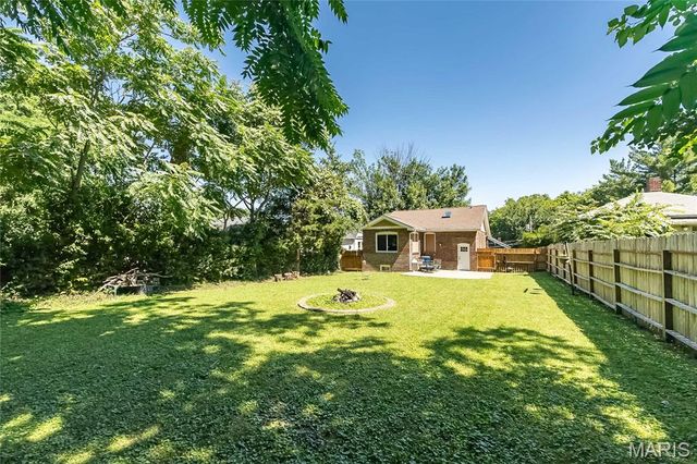 8928 Tudor Avenue, Overland, MO 63114