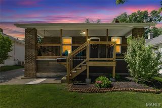 8928 Tudor Avenue, Overland, MO 63114