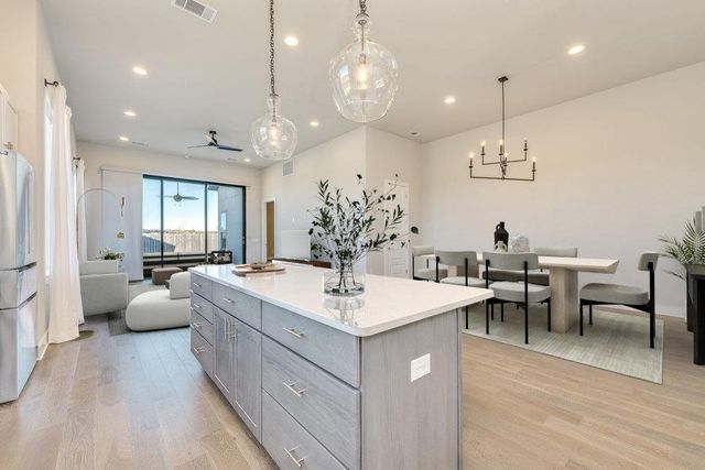 7200 Cordoba DR, Austin, TX 78724