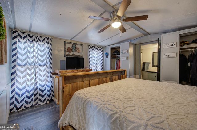 676 Flowery Branch Road, Kingston, GA 30145